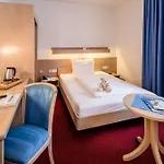 Western Heide 3*