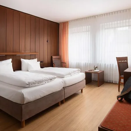 Western Heide Hotel 3*