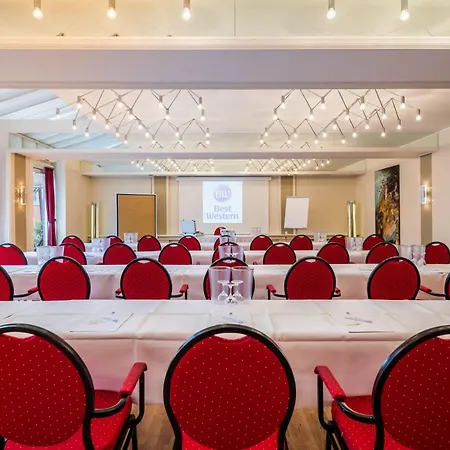 Western Heide Hotel 3*